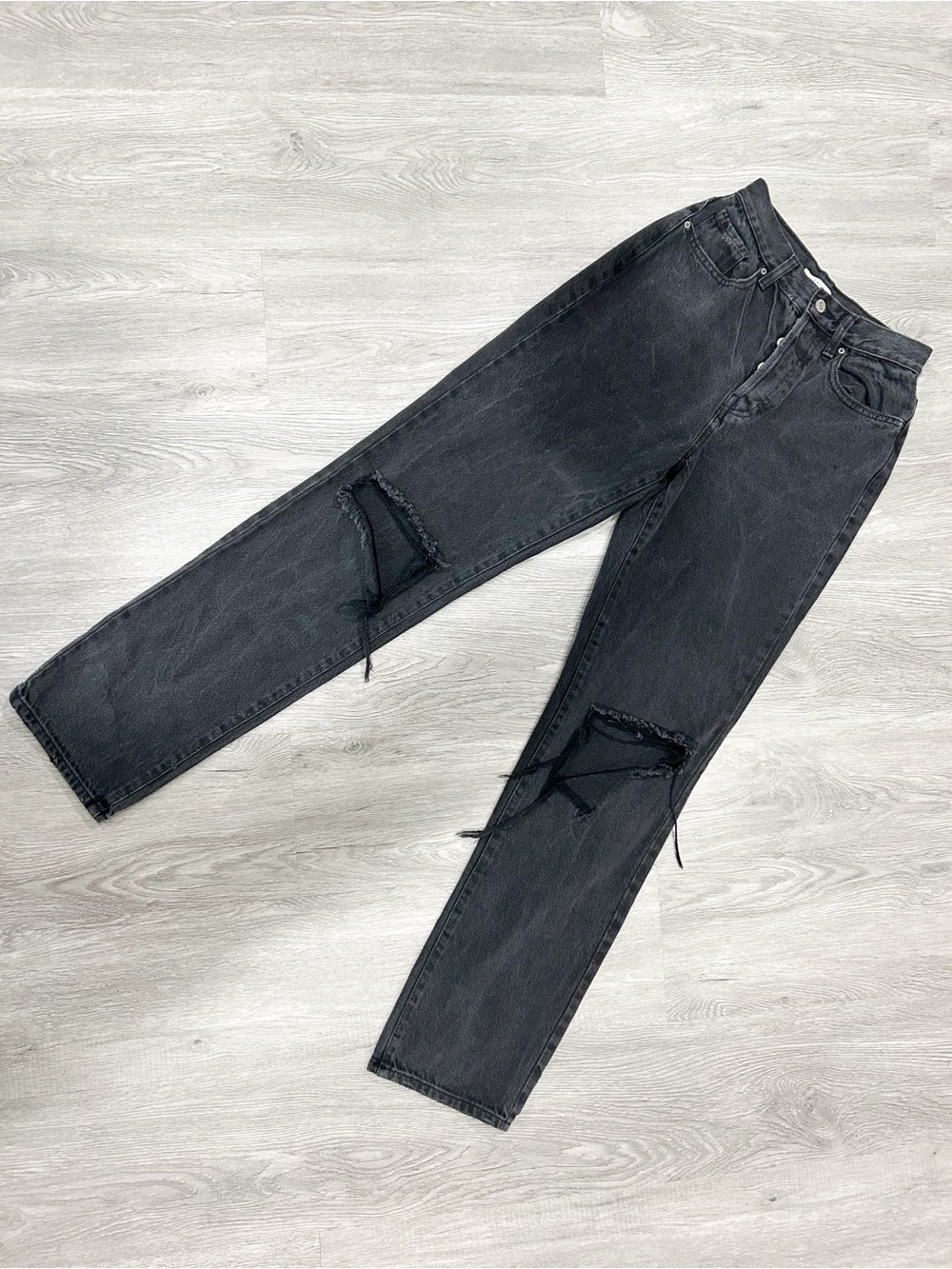 PacSun Women's High-Rise Black Distressed Jeans